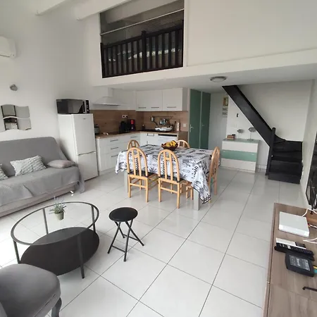 Апартаменти Cap D'agde Duplex L'olivier Vue 5 A 6 Pers *